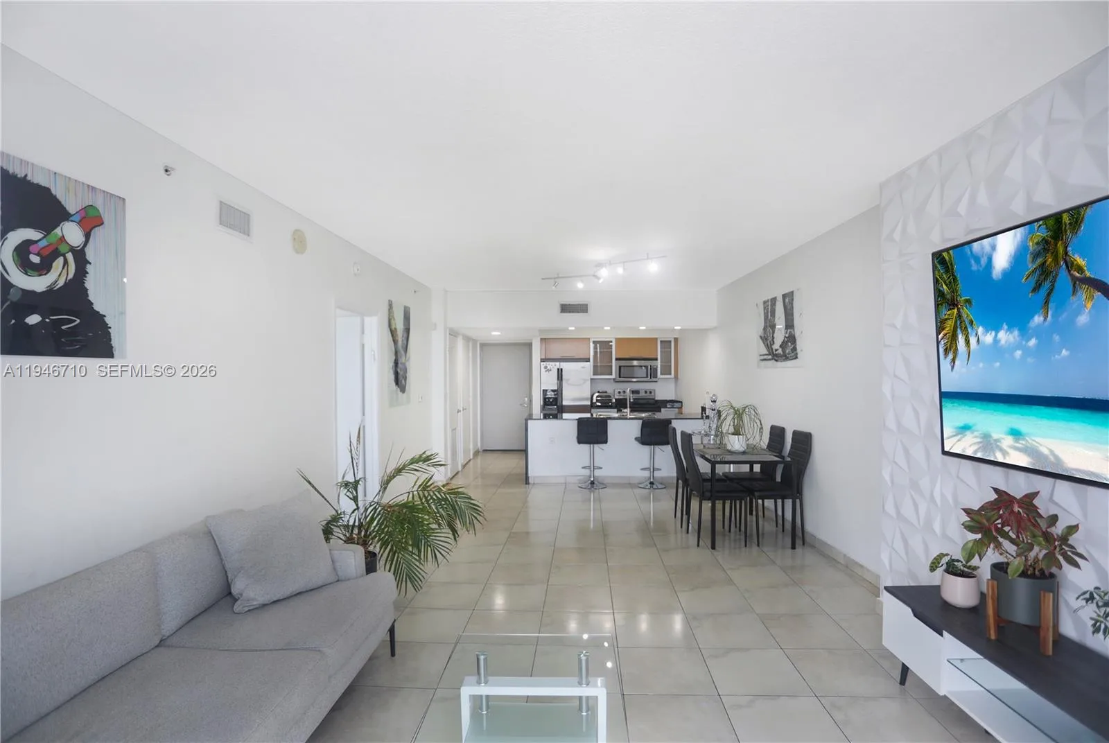 1750 N Bayshore Dr # 3210, Miami, FL 33132 photo 9