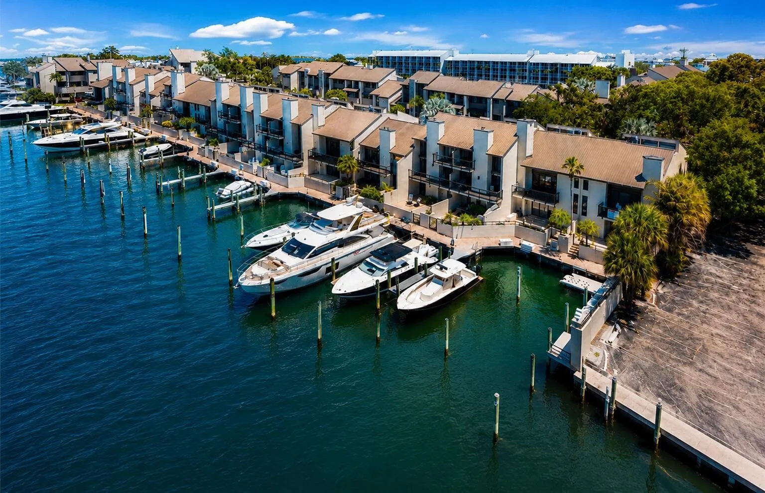 35 PORT SIDE Drive # 35B, Fort Lauderdale, FL 33316
