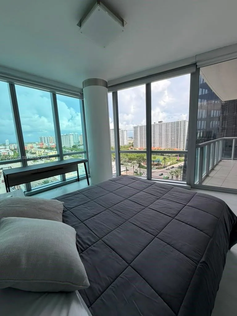17121 Collins Ave # 1208, Sunny Isles Beach, FL 33160 photo 11