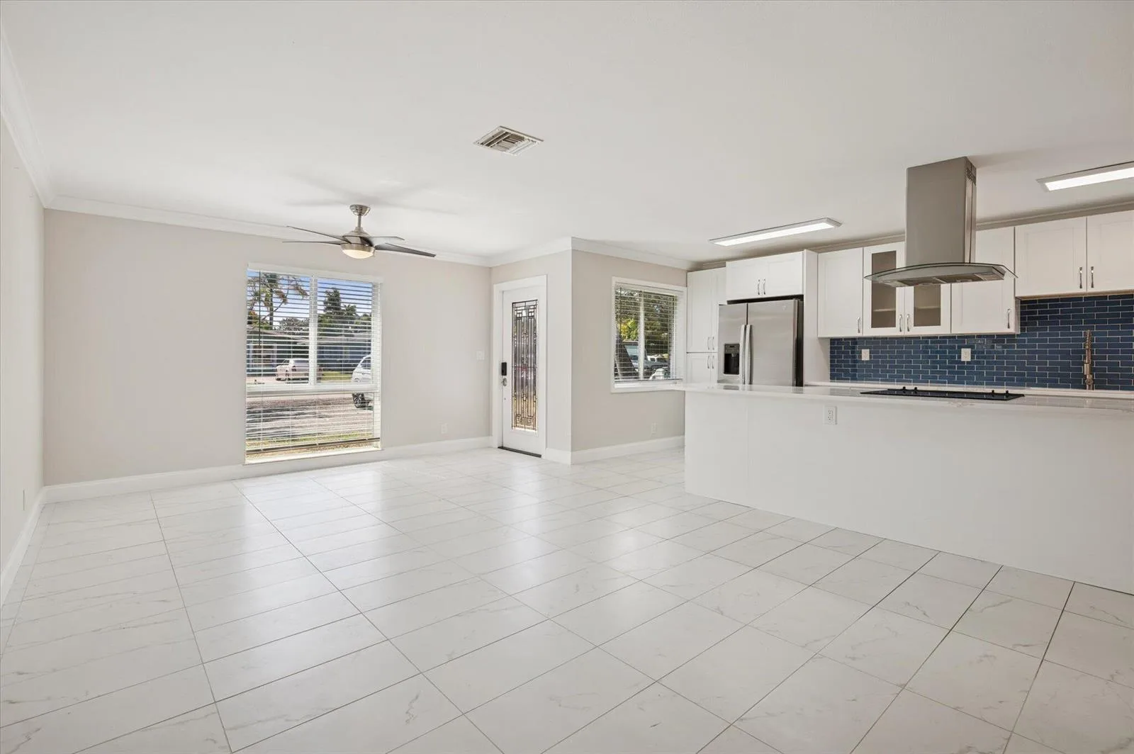 819 SW 13TH Street, Fort Lauderdale, FL 33315 photo 2