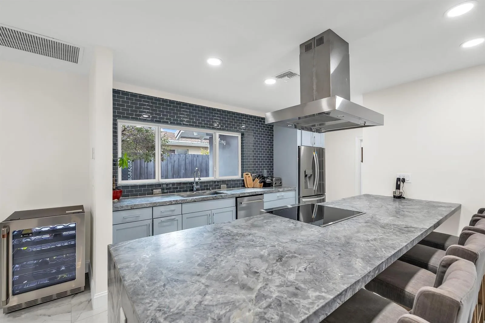 1920 NE 57th Street, Fort Lauderdale, FL 33308 photo 11