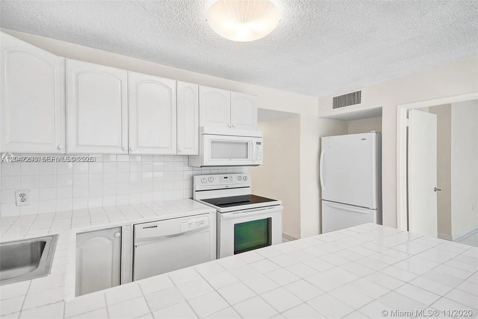 1228 West Ave # 613, Miami Beach, FL 33139 photo 6