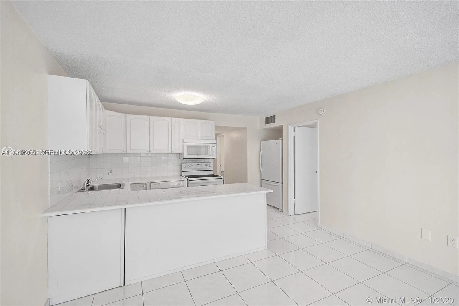 1228 West Ave # 613, Miami Beach, FL 33139 photo 9