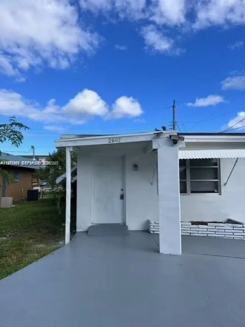2601 SW 5th St, Fort Lauderdale, FL 33312 photo 2