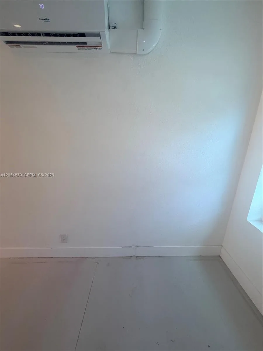 43 Williams Rd # 3, West Park, FL 33023 photo 9