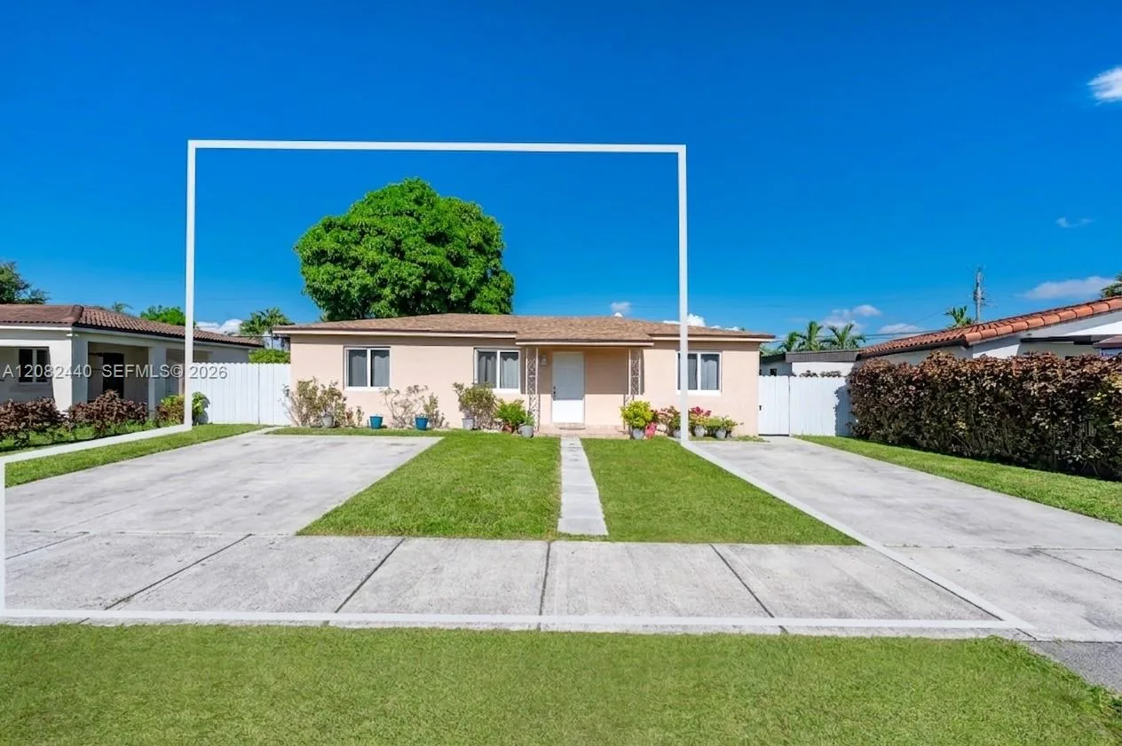 1020 SW 73rd Pl, Miami, FL 33144