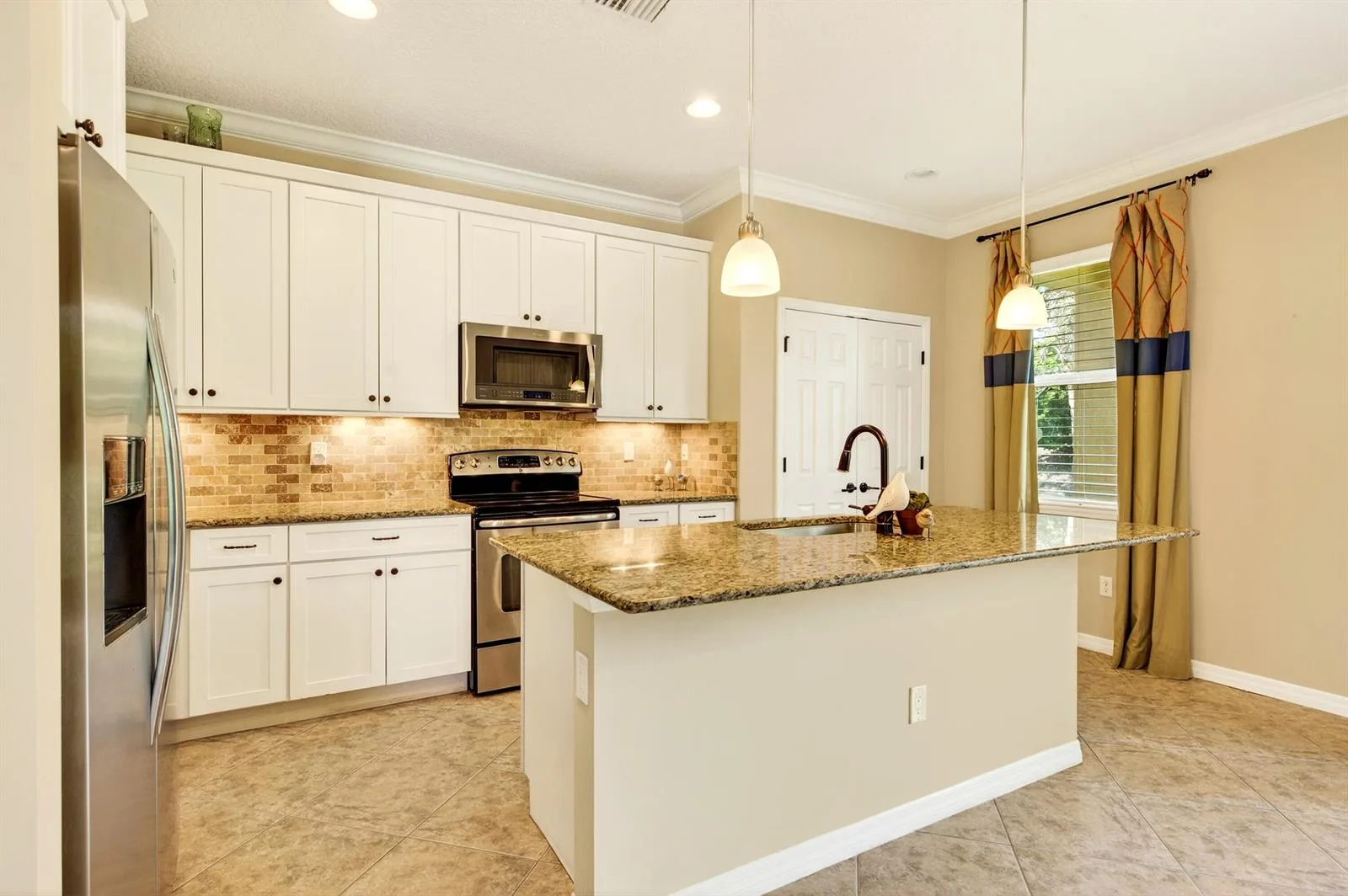 1117 Normandie Way, Vero Beach, FL 32960 photo 4