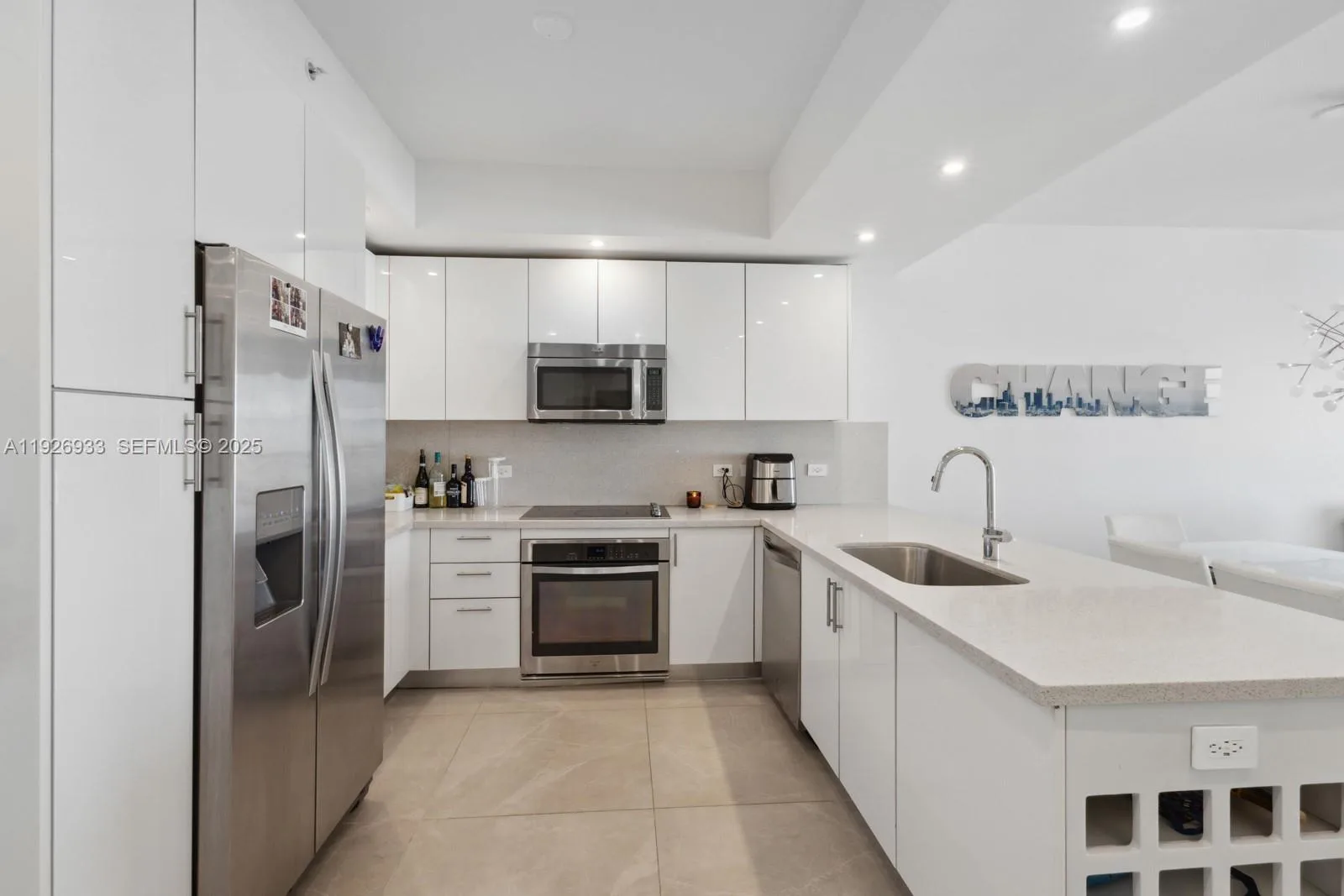 999 SW 1st Ave # 2809, Miami, FL 33130 photo 4