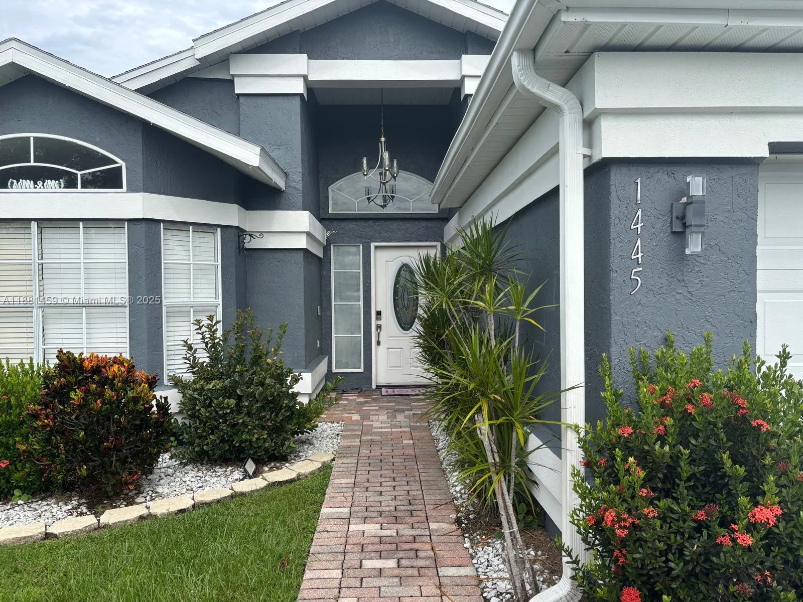 1445 AVLEIGH CIR, Orlando, FL 32824 photo 3