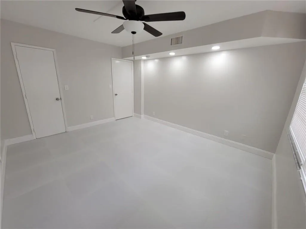 800 E CYPRESS Lane # 202, Pompano Beach, FL 33069 photo 4