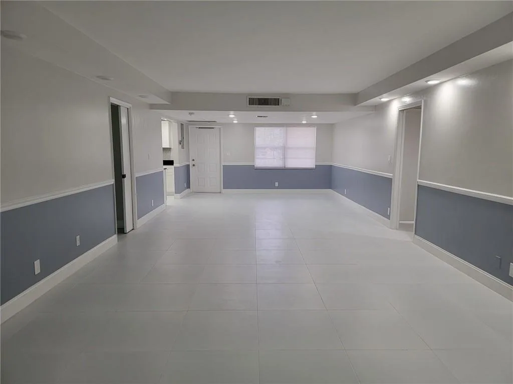 800 E CYPRESS Lane # 202, Pompano Beach, FL 33069 photo 7