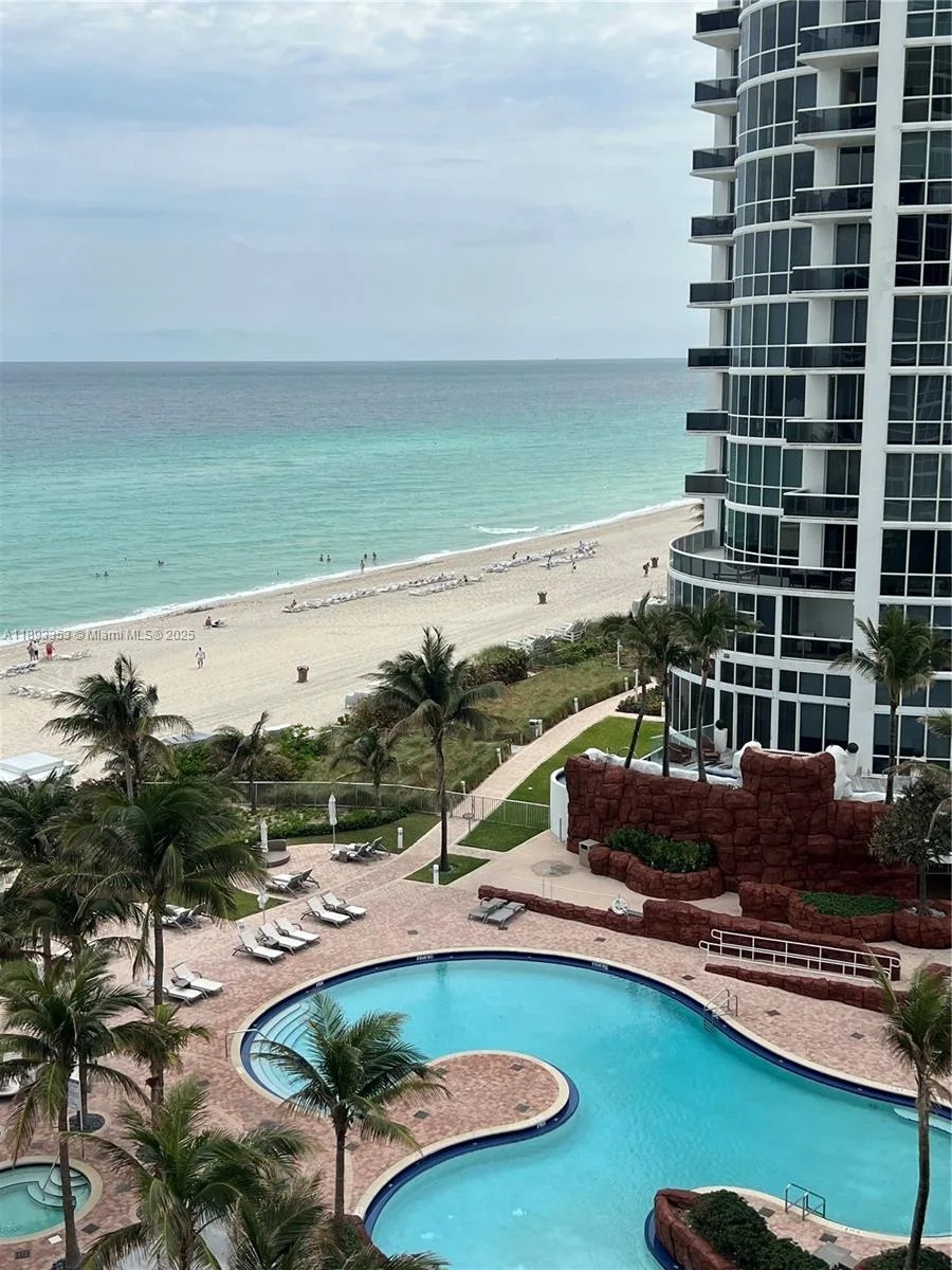 18201 Collins Ave # 908, Sunny Isles Beach, FL 33160