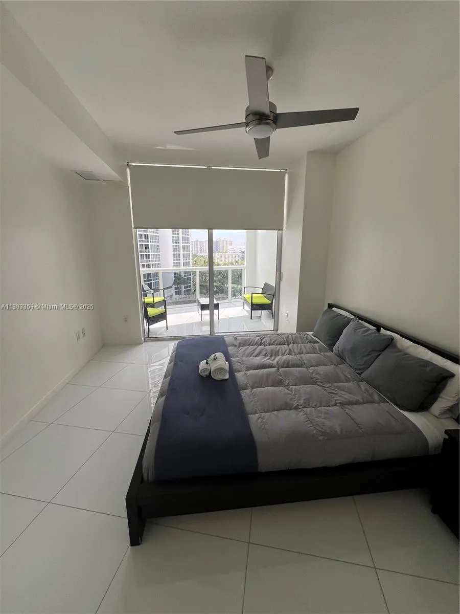 18201 Collins Ave # 908, Sunny Isles Beach, FL 33160 photo 7