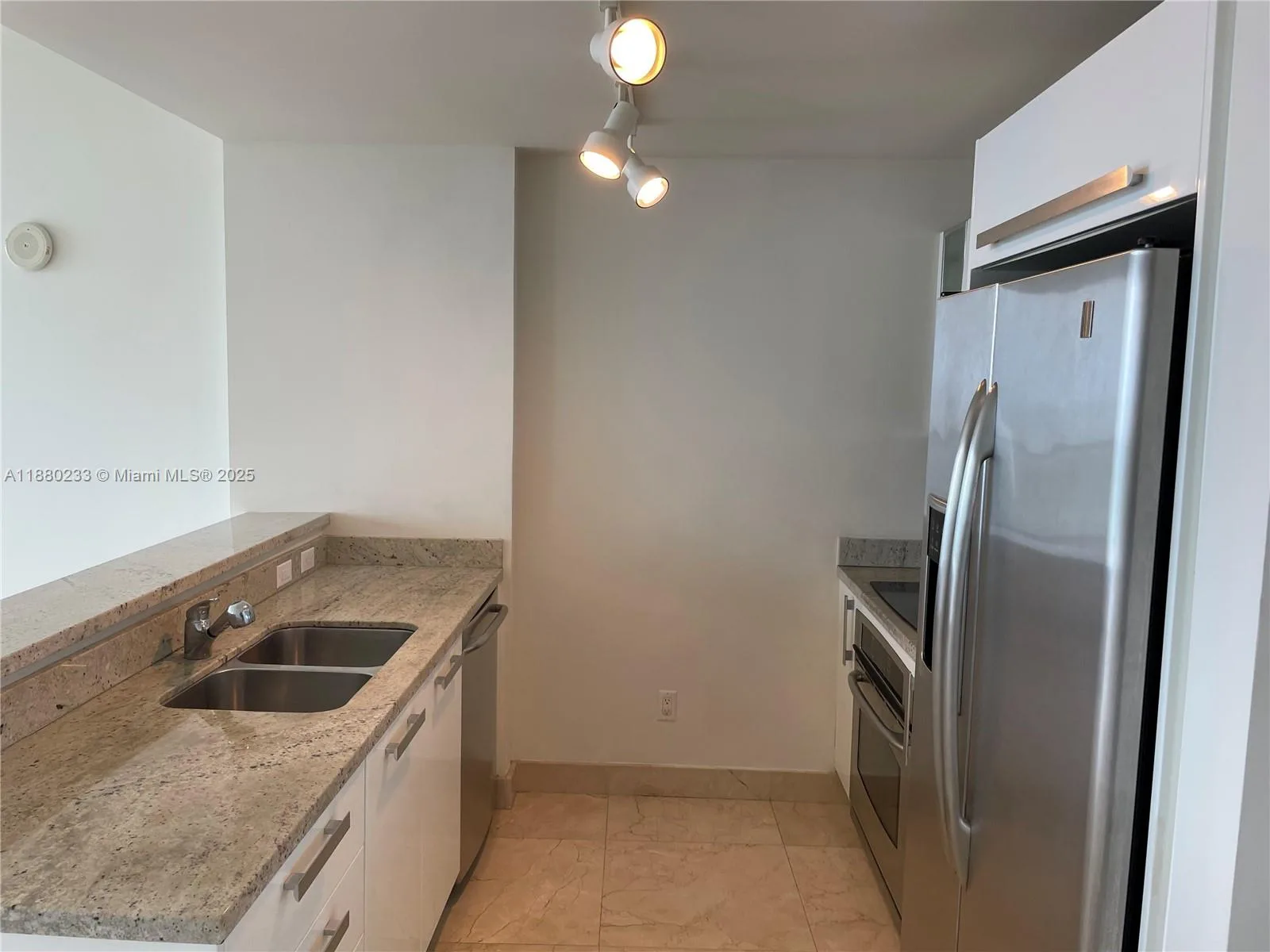 601 NE 36th St # 2708, Miami, FL 33137 photo 5