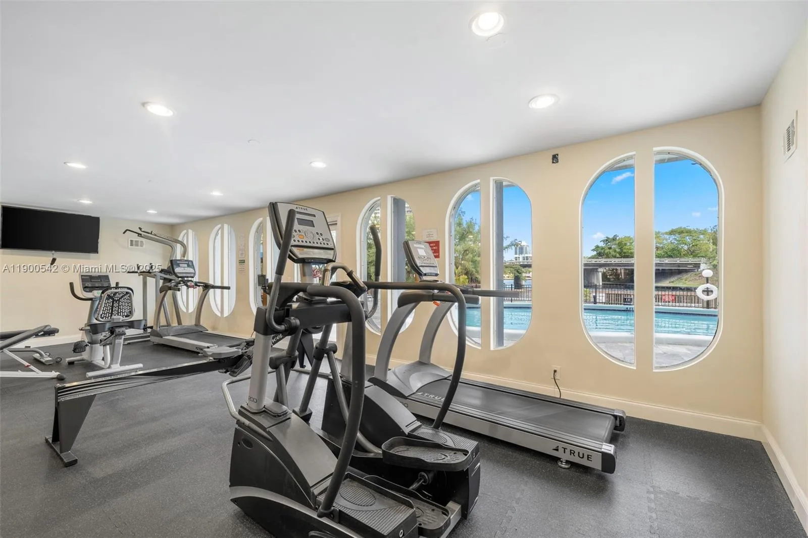 300 Diplomat Pkwy # 518, Hallandale Beach, FL 33009 photo 5