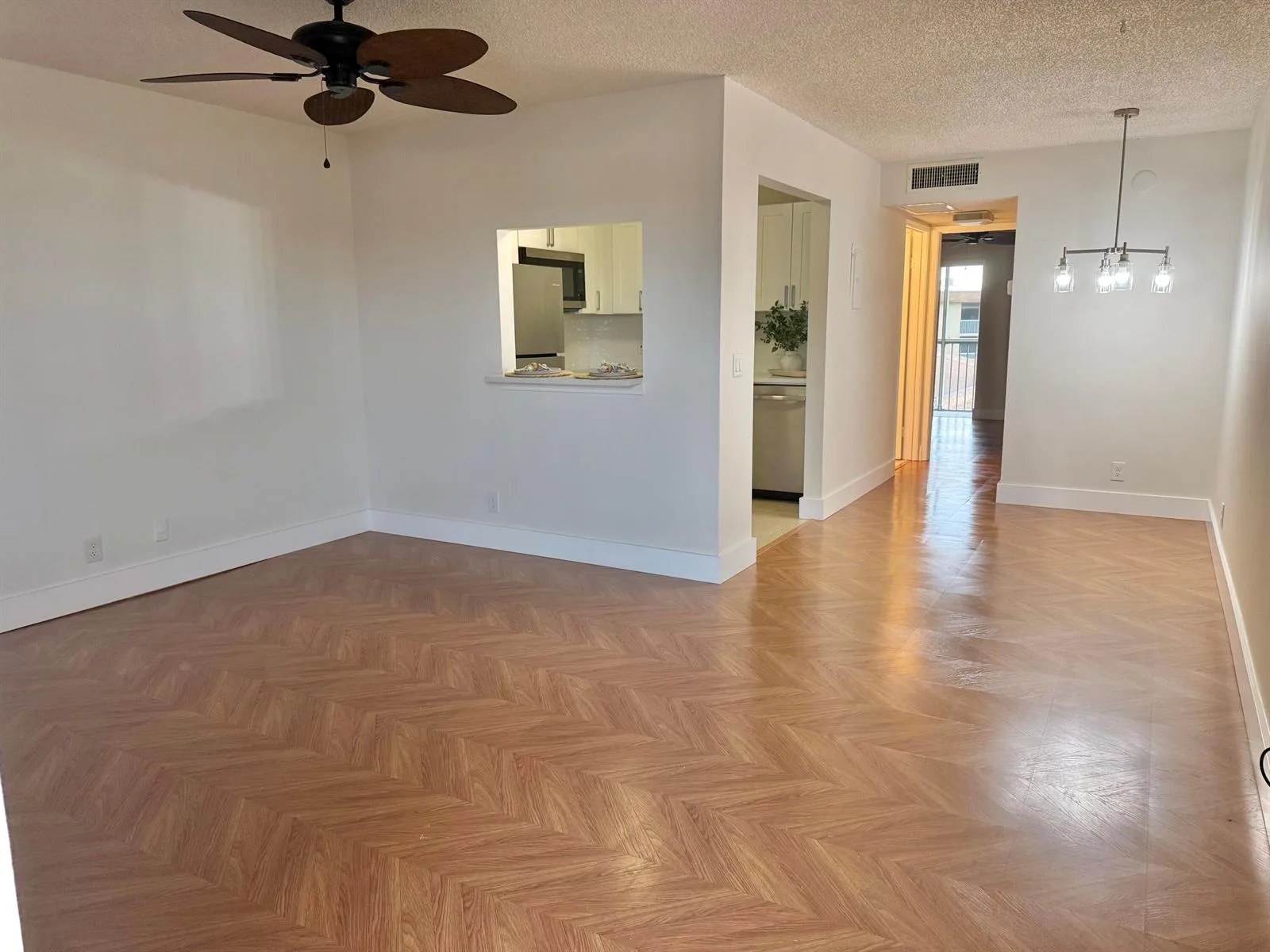 200 Village Green Circle E # k 311, Palm Springs, FL 33461 photo 7