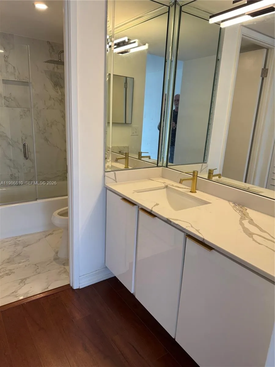 600 NE 36th St # 317, Miami, FL 33137 photo 4