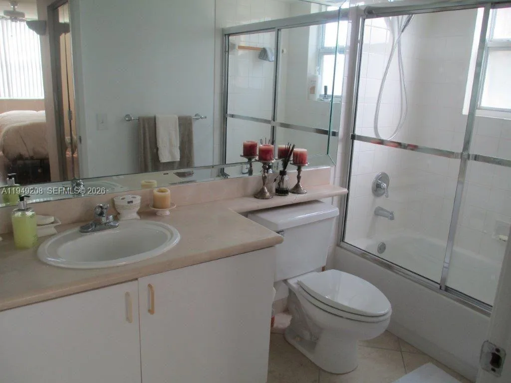 19901 E Country Club Dr # 2202, Aventura, FL 33180 photo 9