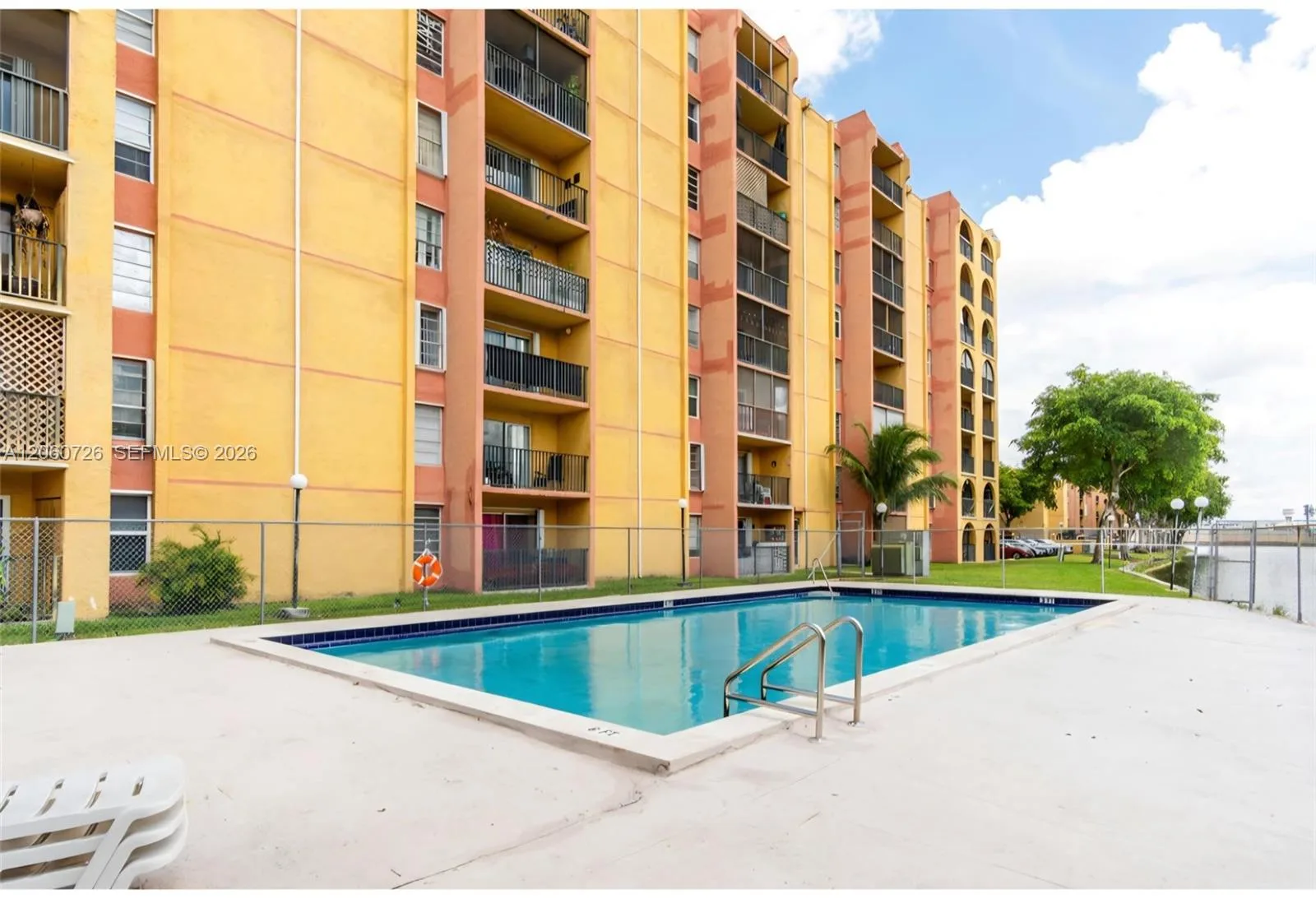 4717 NW 7th St # 609-10, Miami, FL 33126 photo 9