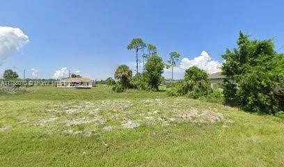 4146 NW 39TH AVE, Cape Coral, FL 33993