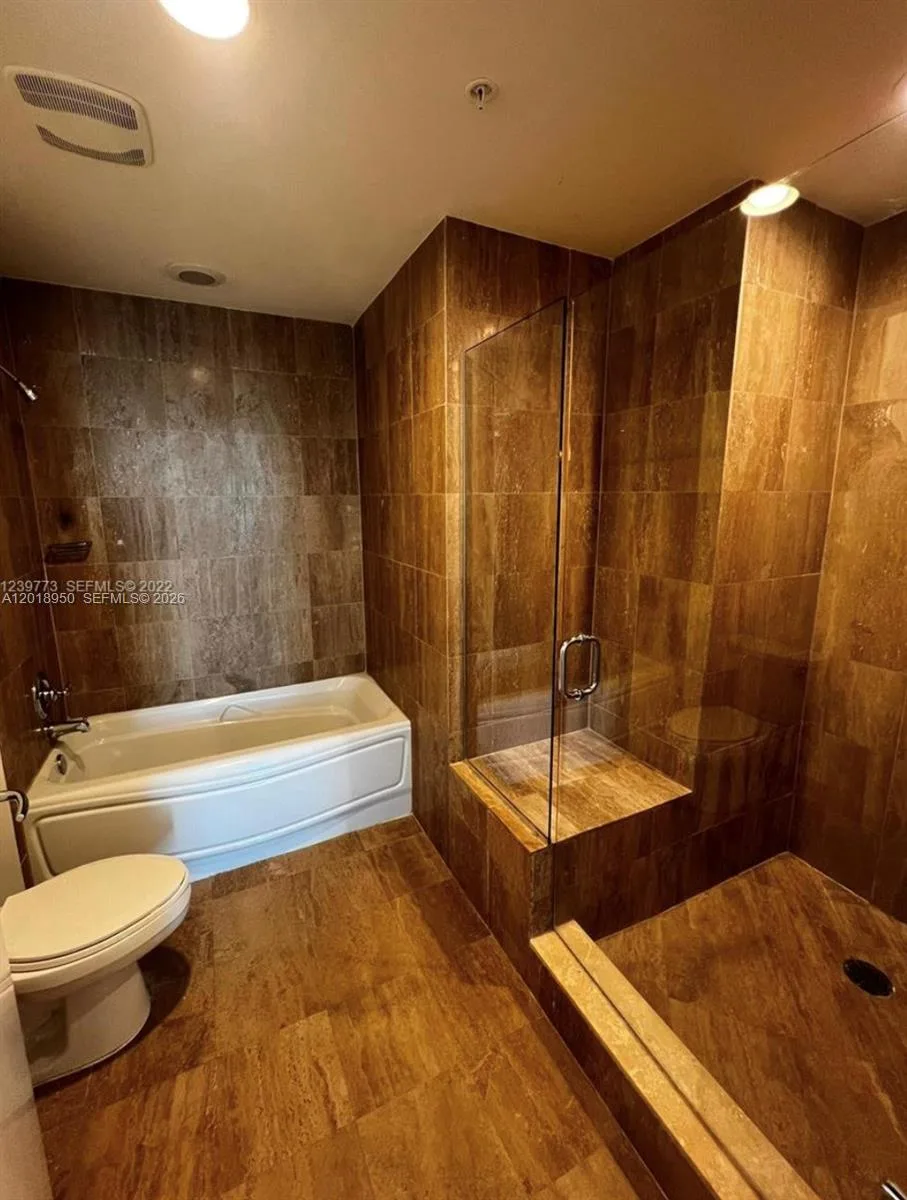 300 S Biscayne Blvd # T-1606, Miami, FL 33131 photo 10
