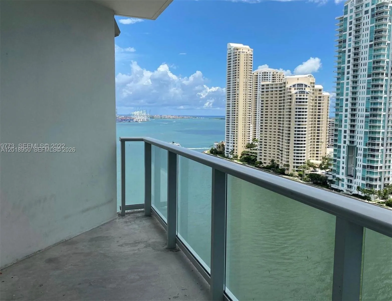 300 S Biscayne Blvd # T-1606, Miami, FL 33131 photo 2
