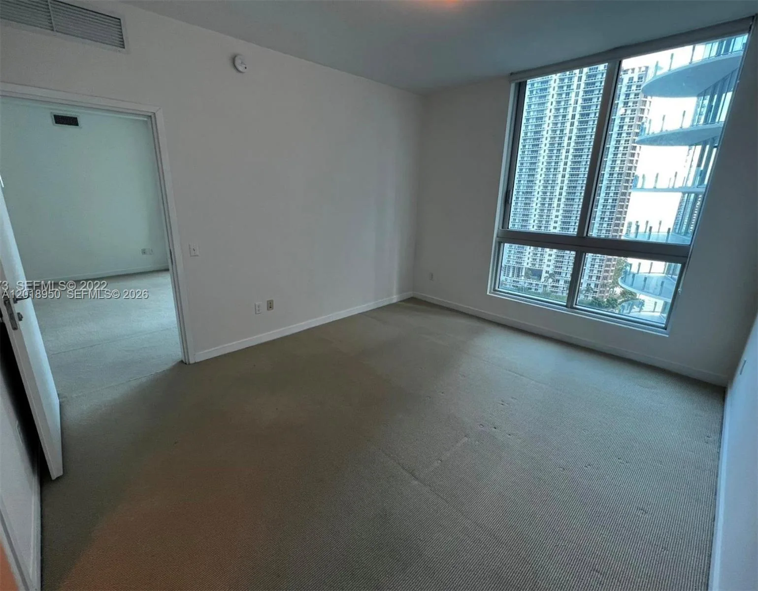 300 S Biscayne Blvd # T-1606, Miami, FL 33131 photo 8