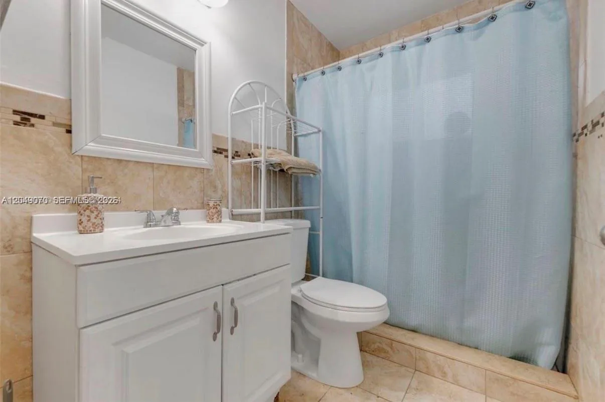 329 W 18th St, Hialeah, FL 33010 photo 13