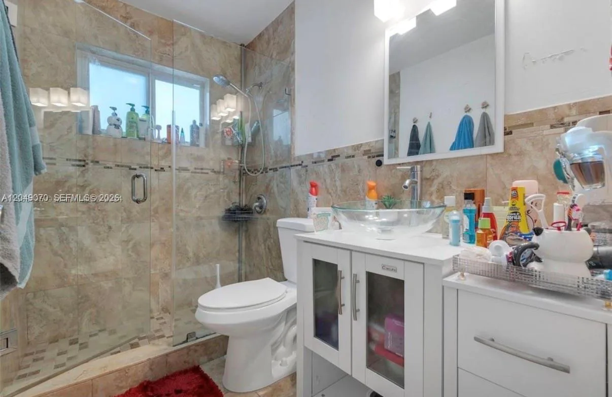 329 W 18th St, Hialeah, FL 33010 photo 9