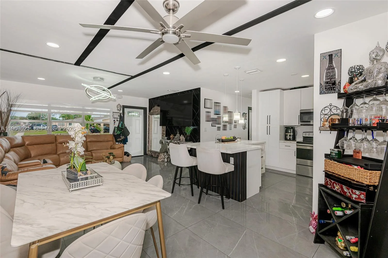 200 SW 69th Ter, Pembroke Pines, FL 33023 photo 6