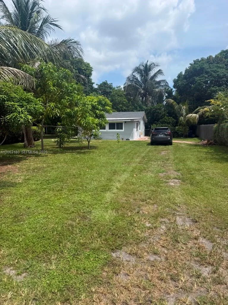 1289 NE 146th St, Miami, FL 33161 photo 3
