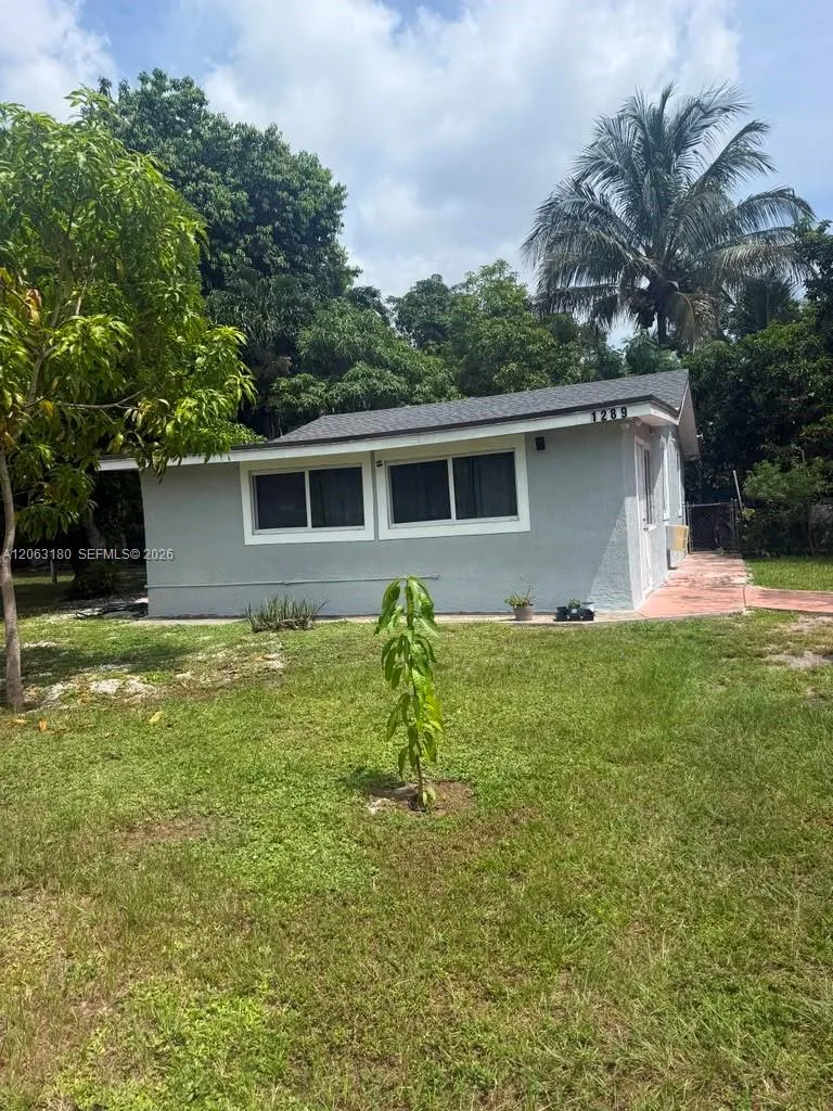 1289 NE 146th St, Miami, FL 33161 photo 4