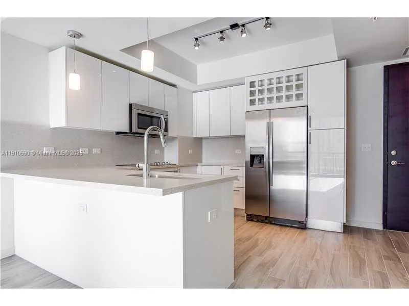 999 SW 1st Ave # 3210, Miami, FL 33130 photo 2