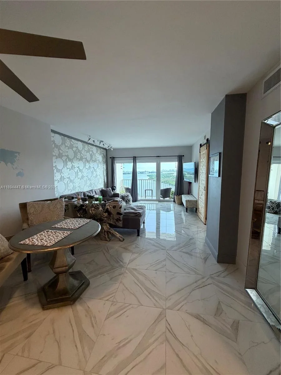 300 Bayview Dr # 2014, Sunny Isles Beach, FL 33160 photo 11