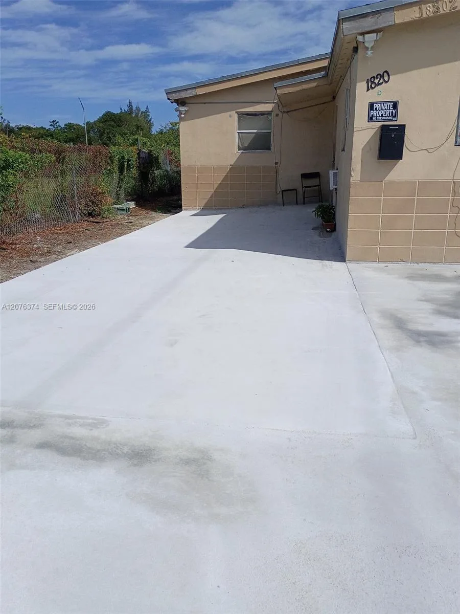 1815-1820 Ali Baba Ave, Opa-Locka, FL 33054 photo 2