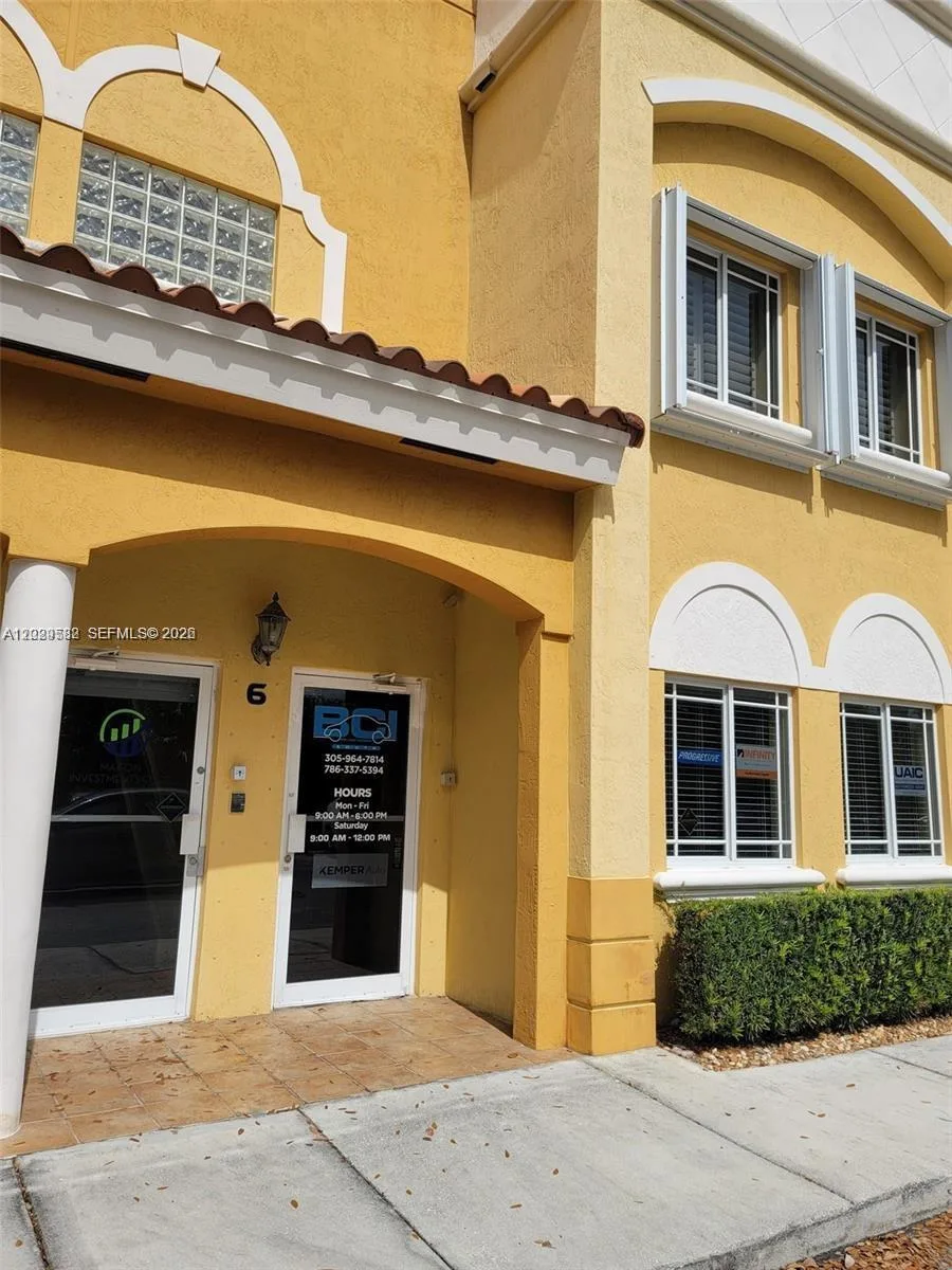 12905 SW 132nd St # 6, Miami, FL 33186