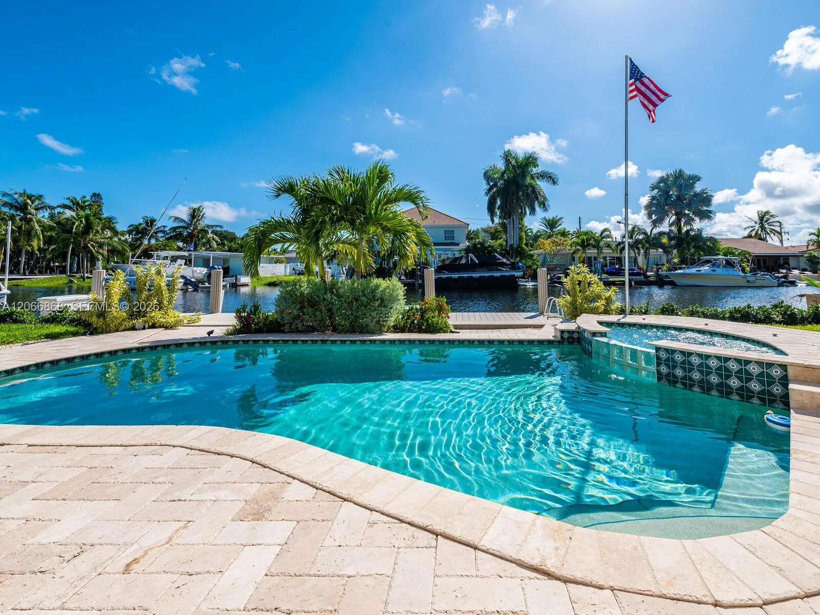 2118 NE 15th St, Fort Lauderdale, FL 33304 photo 3