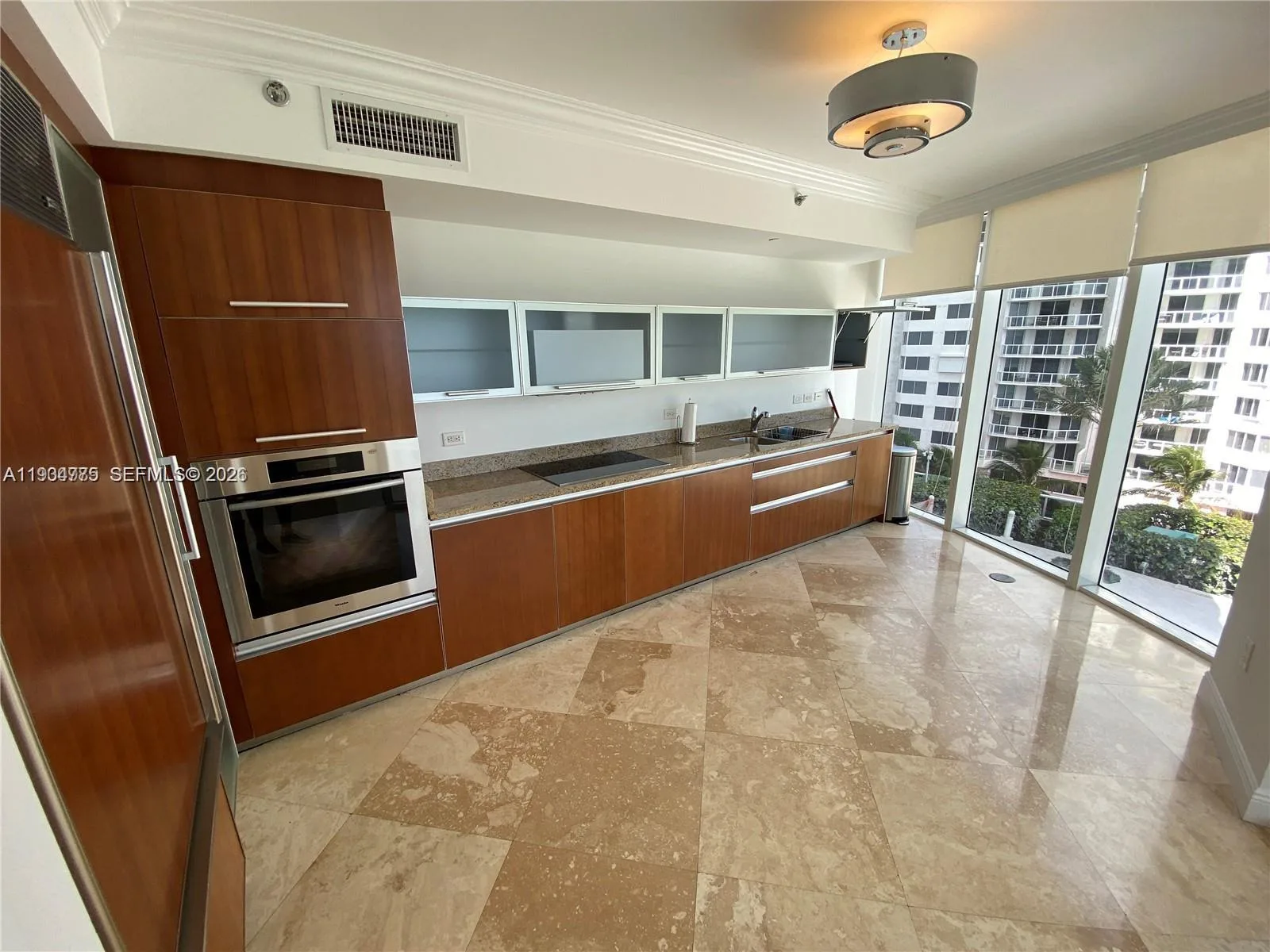 17201 Collins Ave # 701, Sunny Isles Beach, FL 33160 photo 2