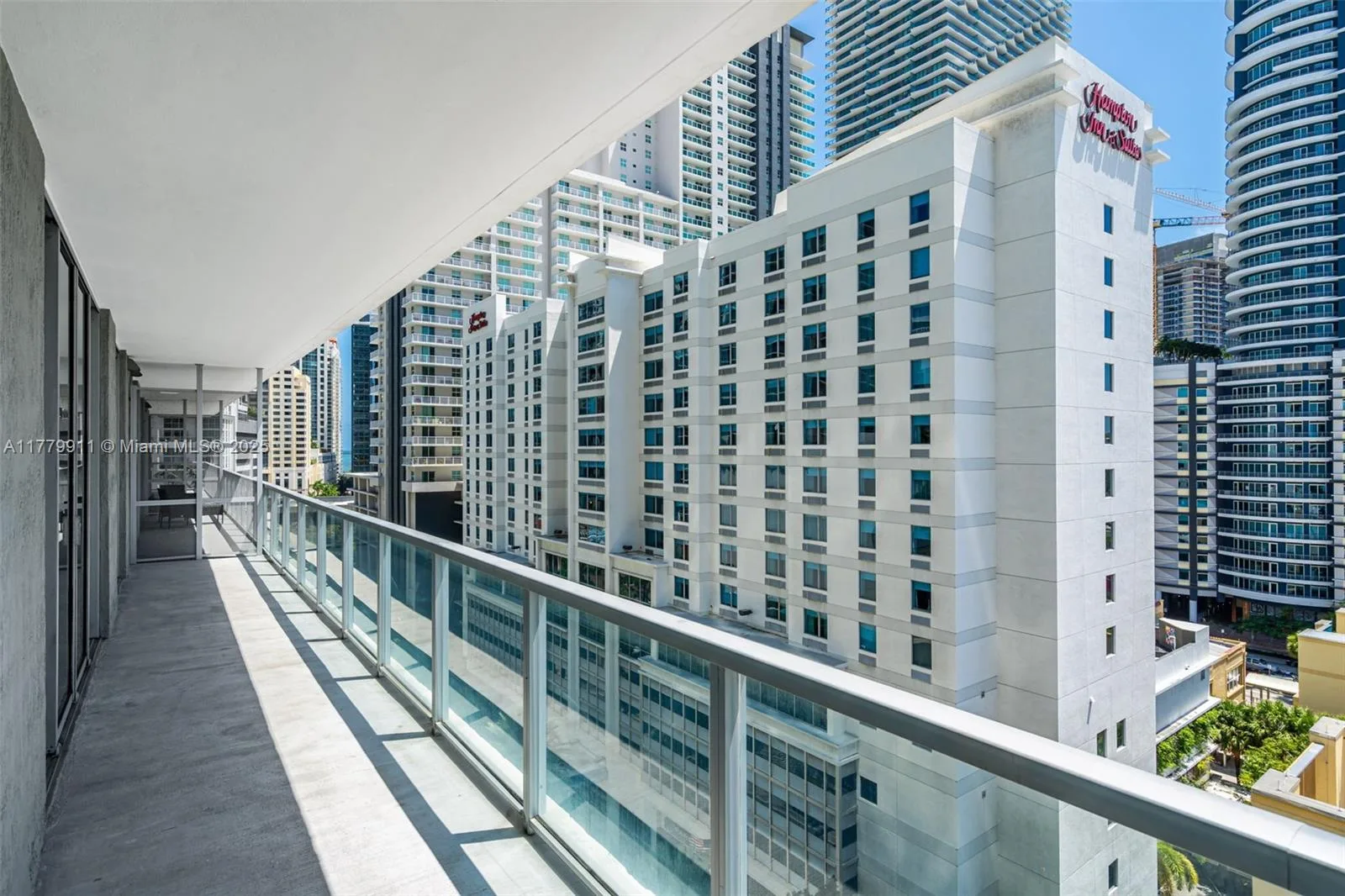 79 SW 12th St # 1204-S, Miami, FL 33130 photo 6