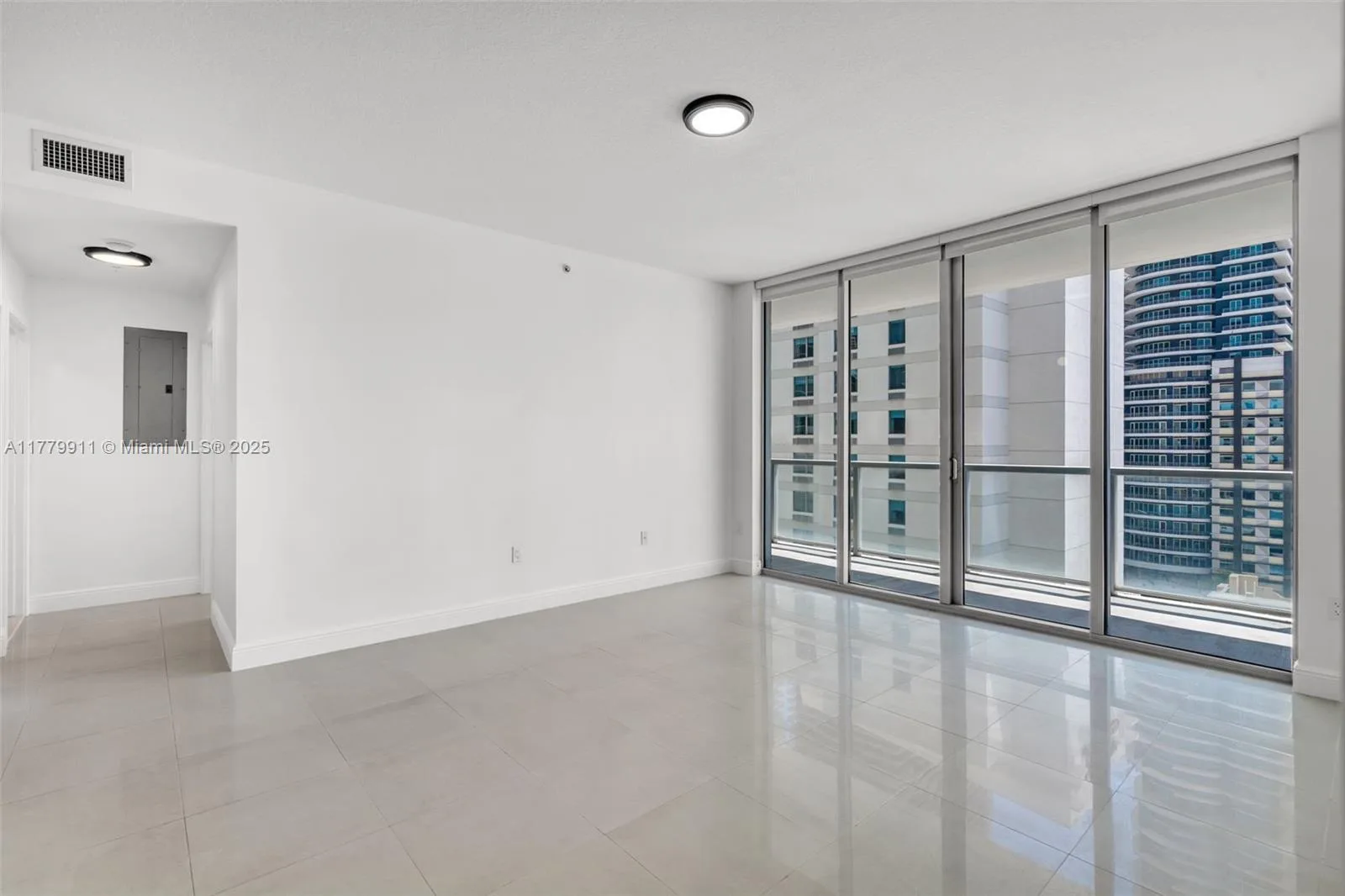 79 SW 12th St # 1204-S, Miami, FL 33130 photo 9