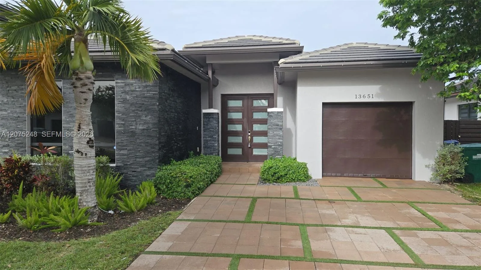 13651 SW 158th Pl, Miami, FL 33196