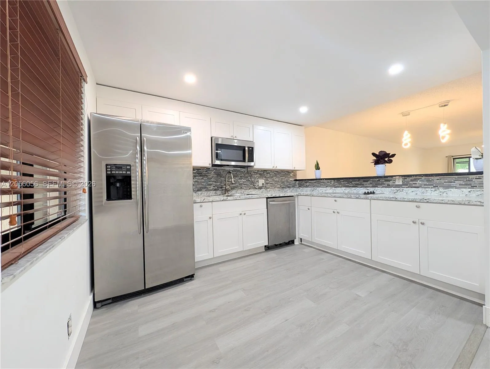 310 Lakeview Dr # 105, Weston, FL 33326 photo 4