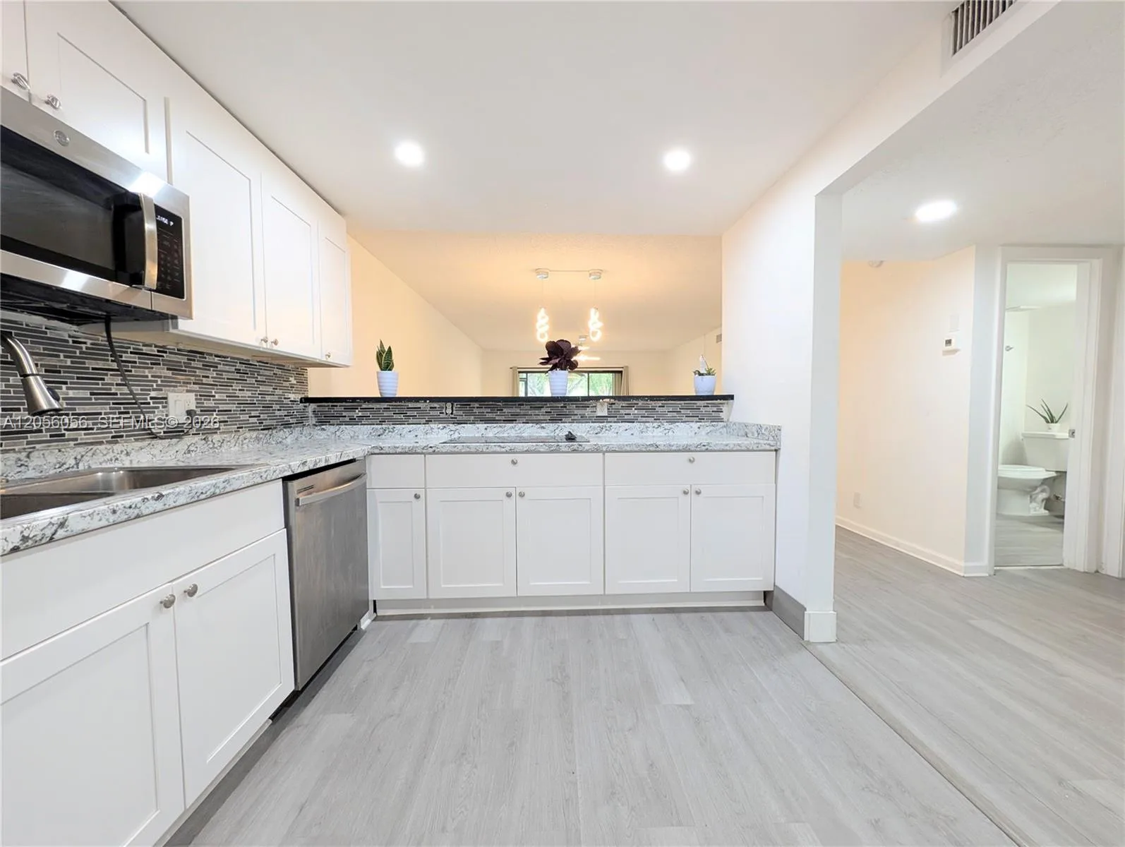 310 Lakeview Dr # 105, Weston, FL 33326 photo 6