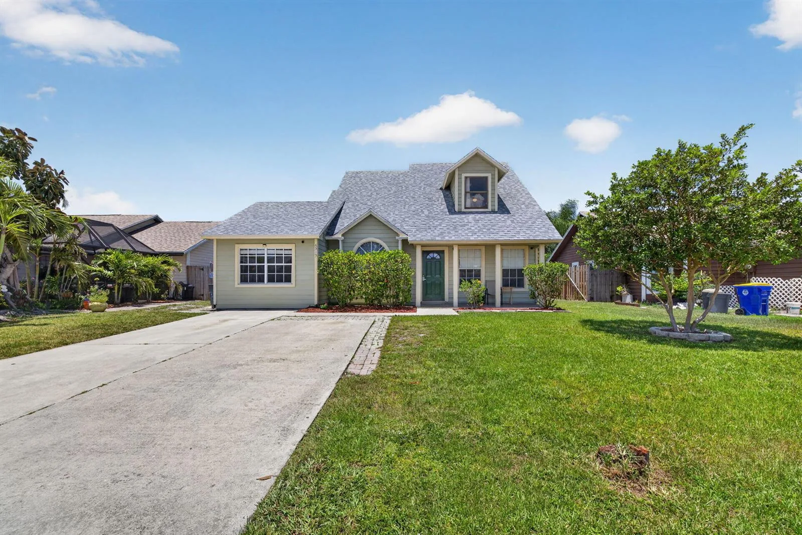 5919 SE Pine Drive, Stuart, FL 34997