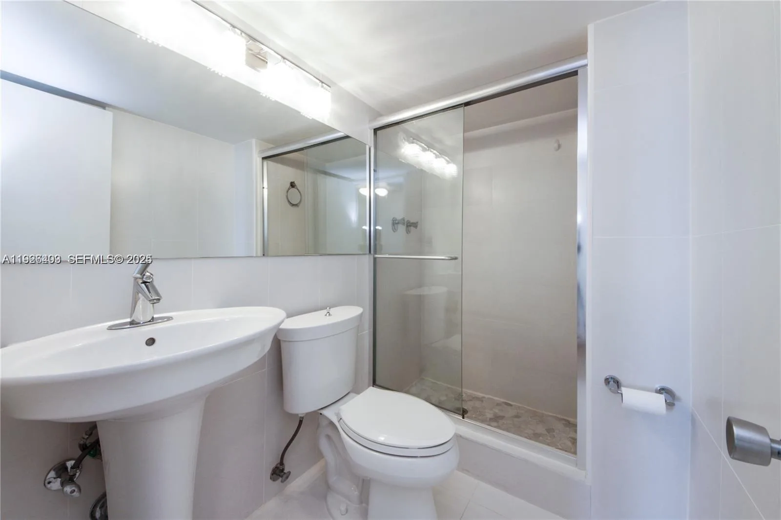 7135 Collins Ave # 512, Miami Beach, FL 33141 photo 10