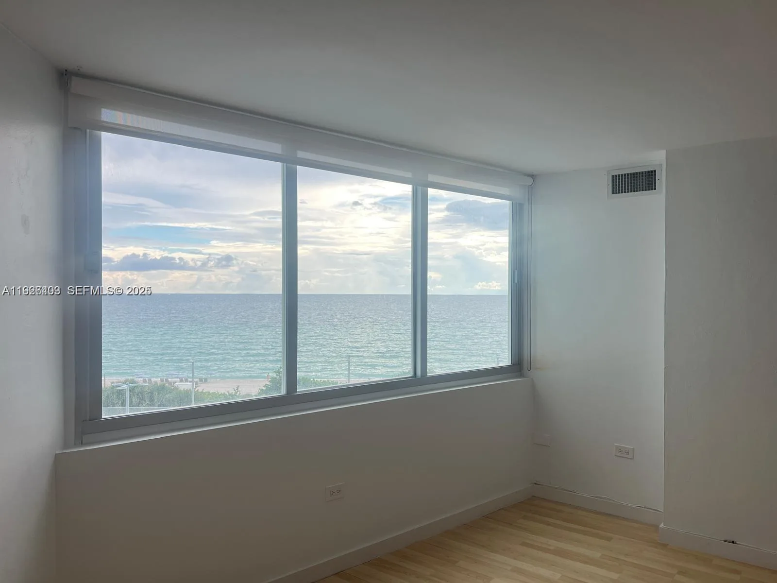 7135 Collins Ave # 512, Miami Beach, FL 33141 photo 3