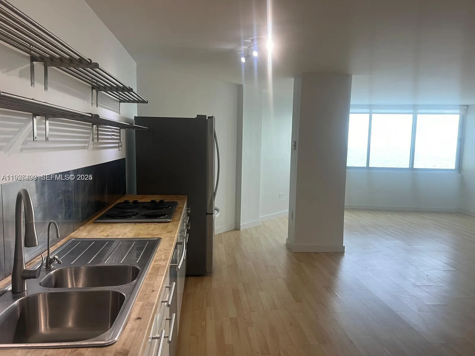 7135 Collins Ave # 512, Miami Beach, FL 33141 photo 4