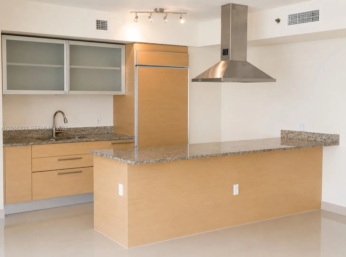 1800 S Ocean Dr # 1405, Hallandale Beach, FL 33009 photo 8