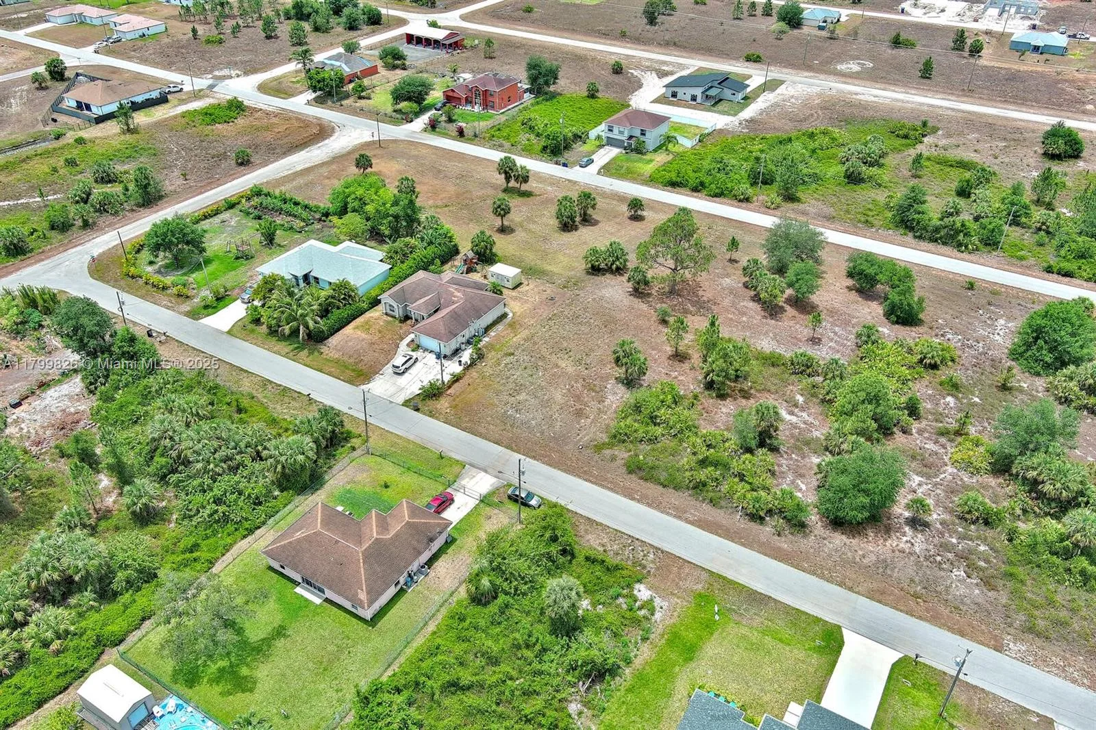 914 S Mercury Ave, Lehigh Acres, FL 33974 photo 12