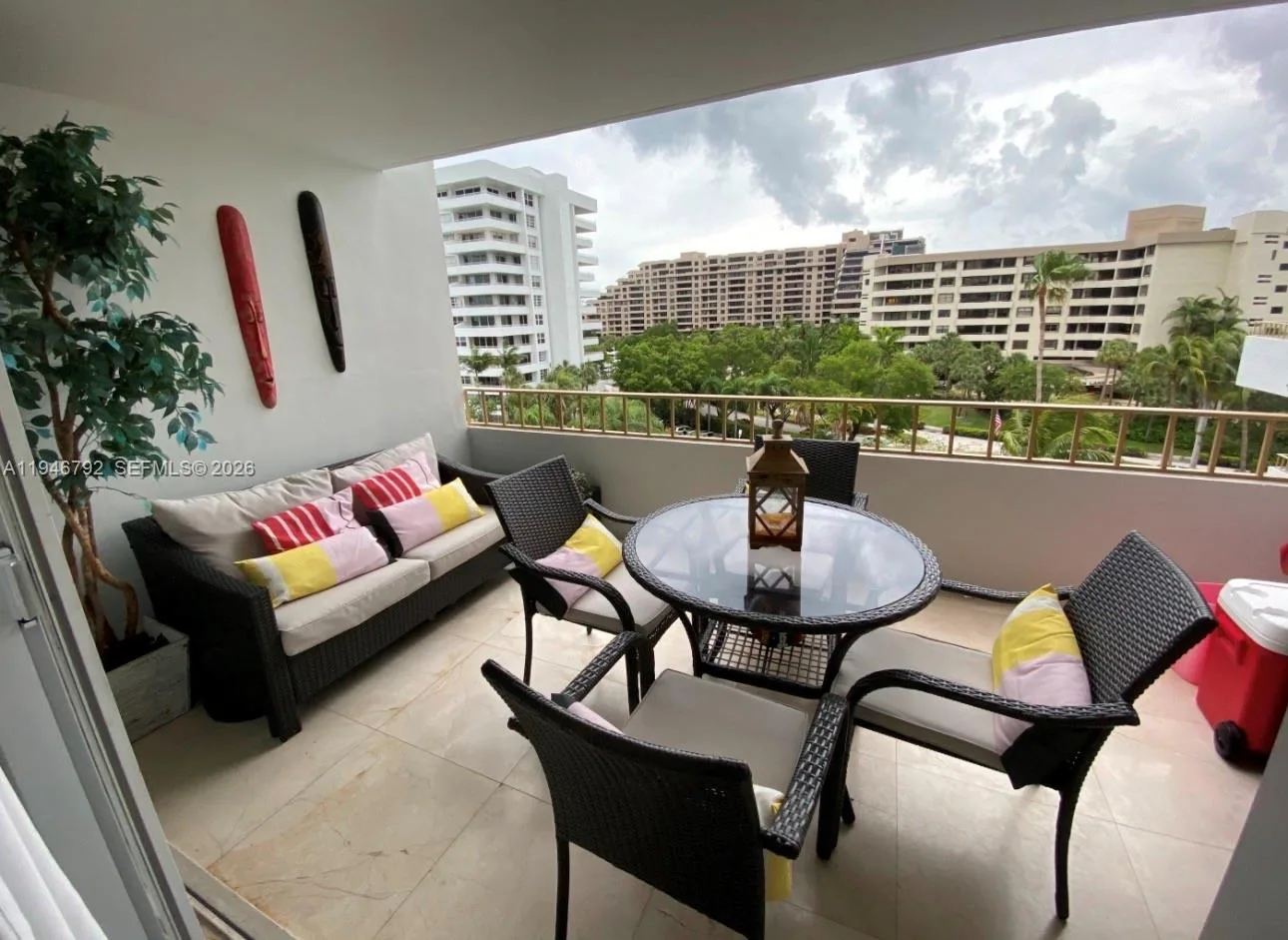 155 Ocean Lane Dr # 611, Key Biscayne, FL 33149 photo 2